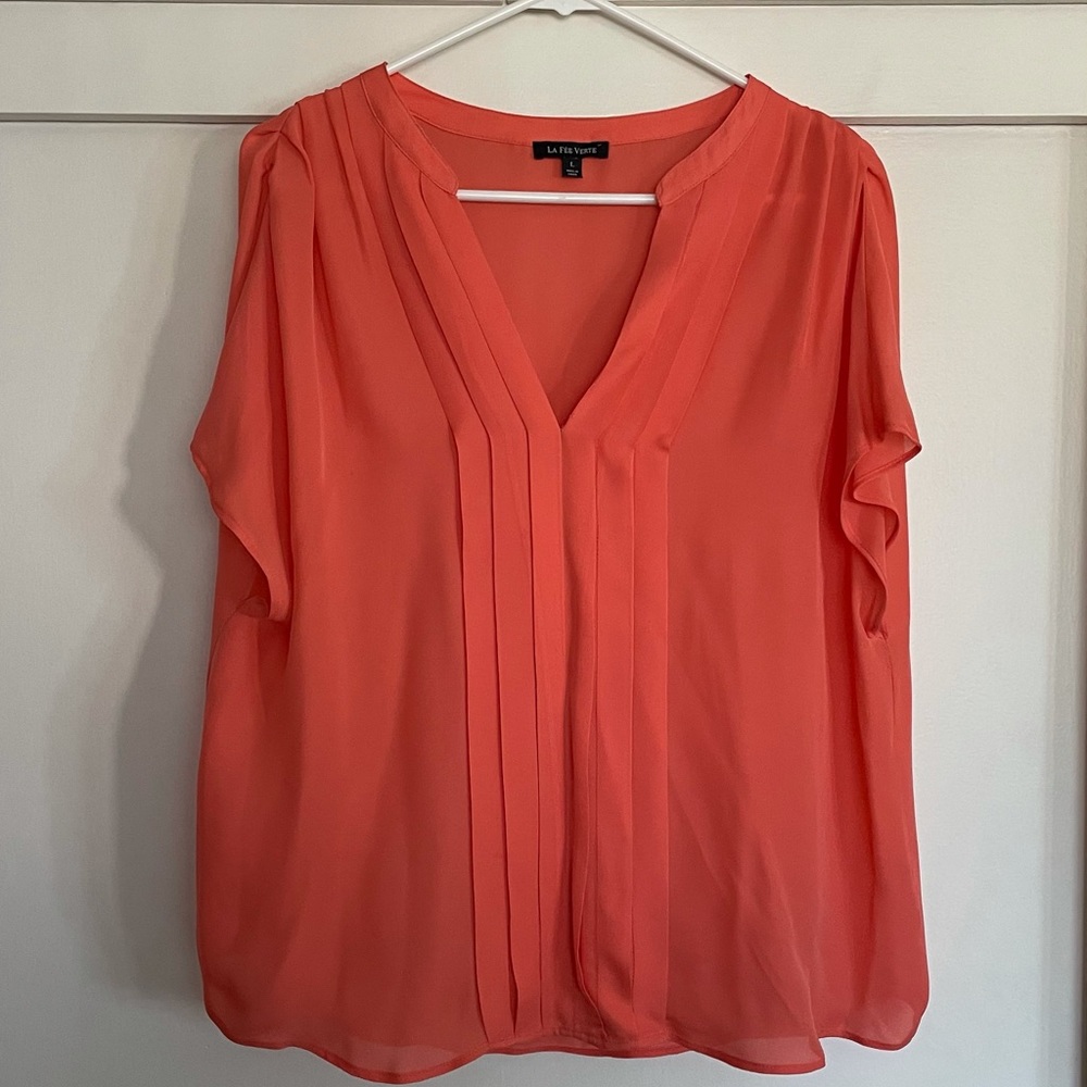 Coral pleated Anthro v-neck box blouse
